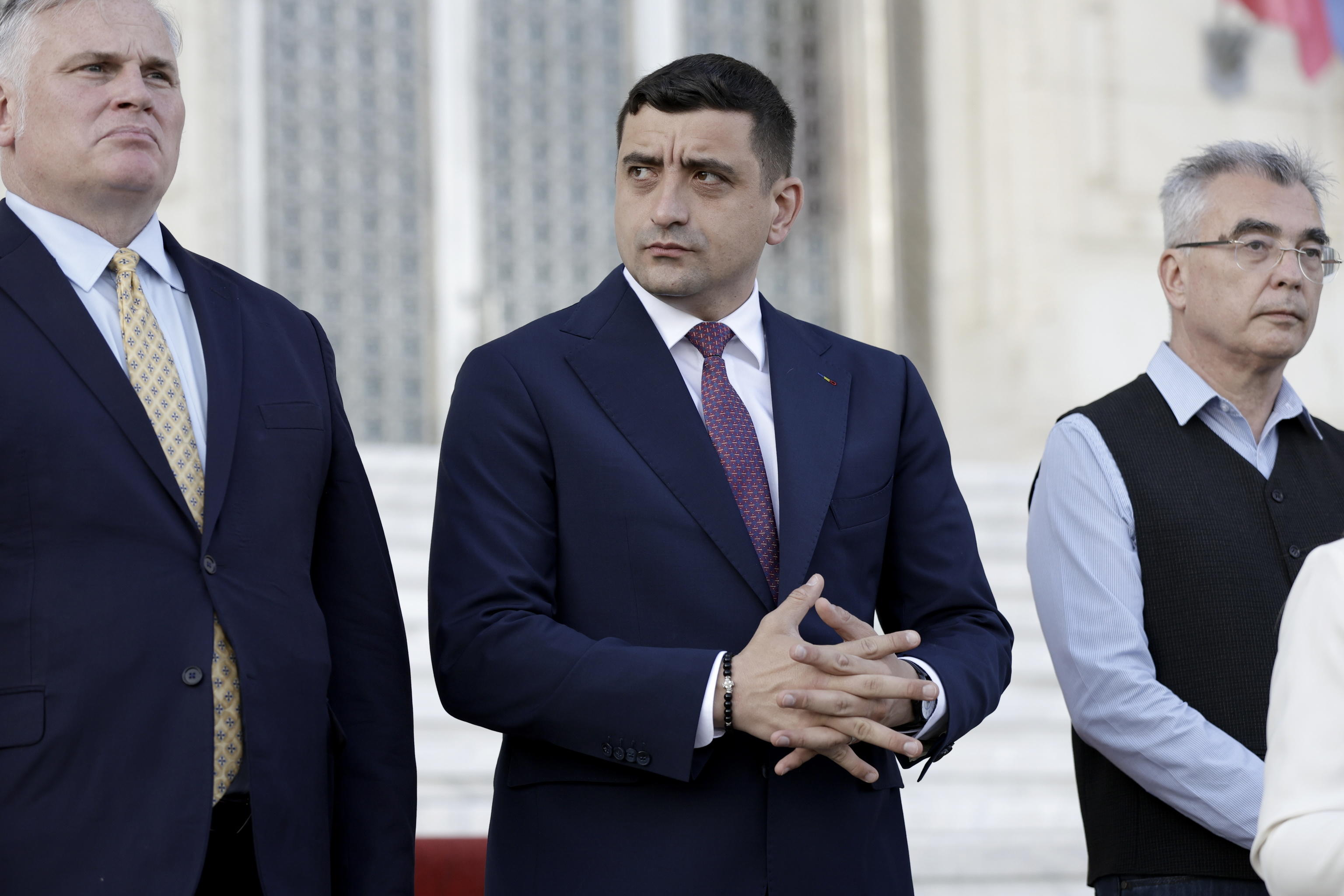 Romania: la destra avanti, ma sarà ballottaggio