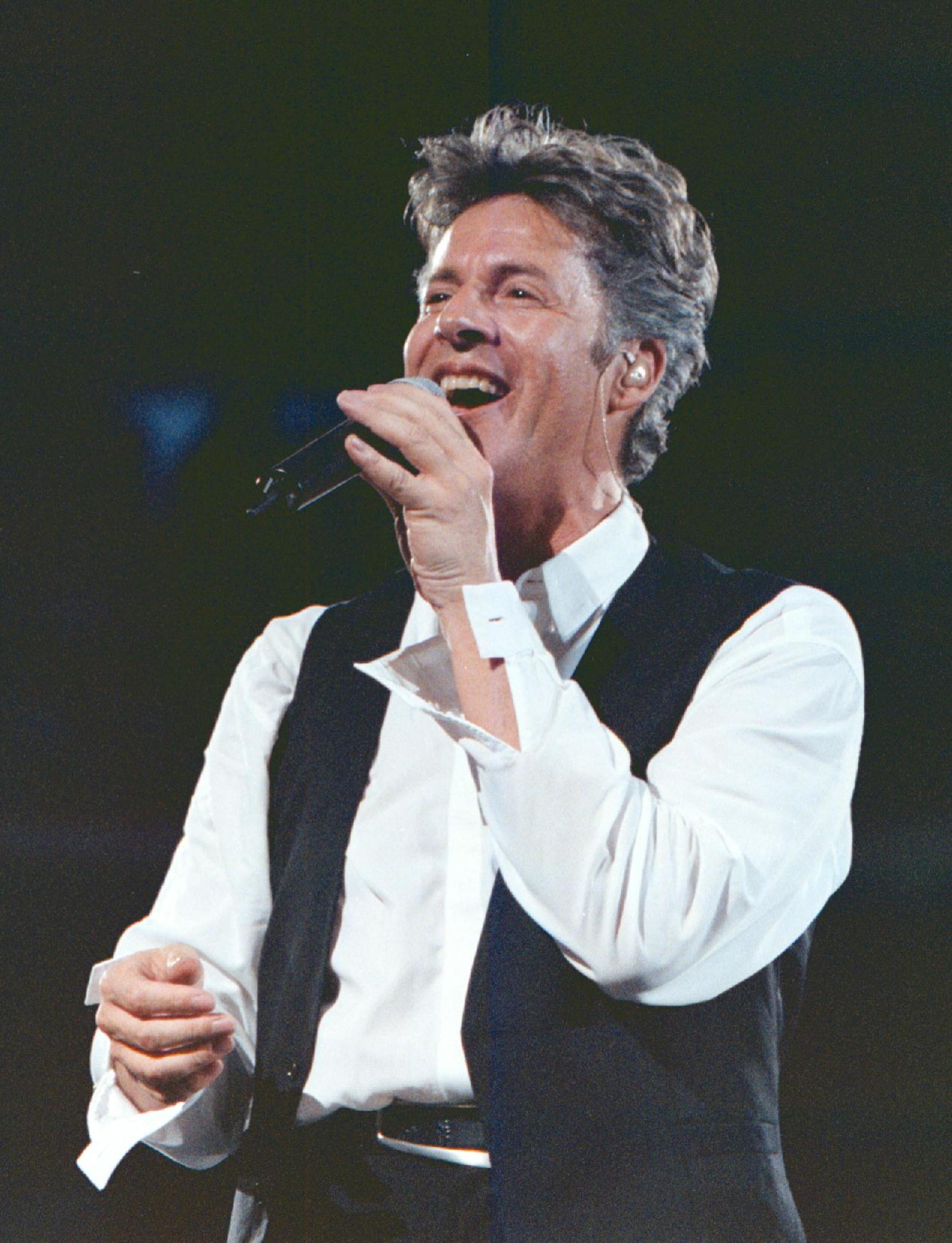 Rinasce “La vita è adesso” di Claudio Baglioni