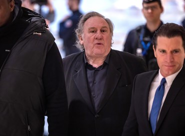Gérard Depardieu condannato a 18 mesi per aggressioni sessuali