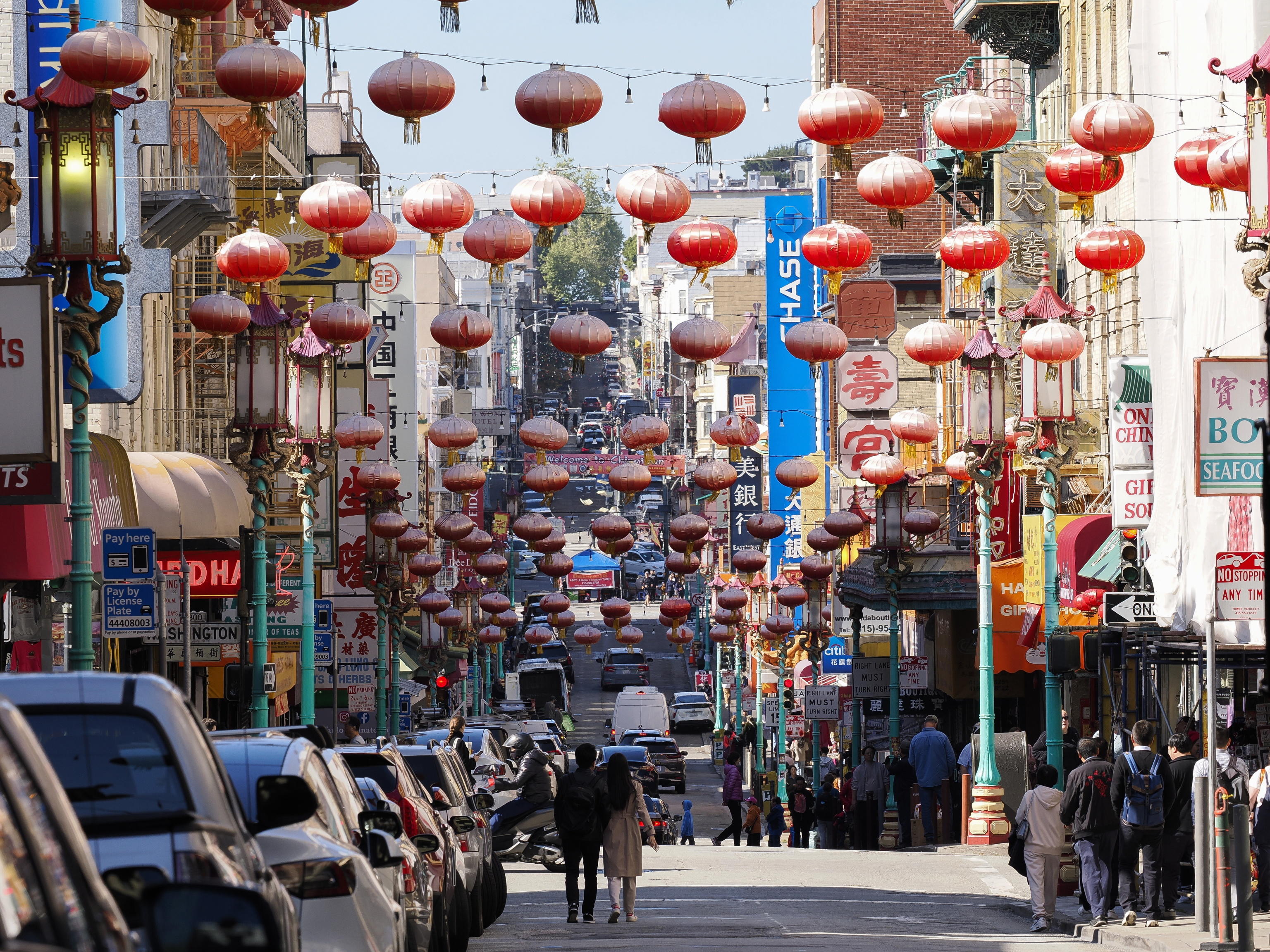 La Cina continua a rimuovere barriere commerciali