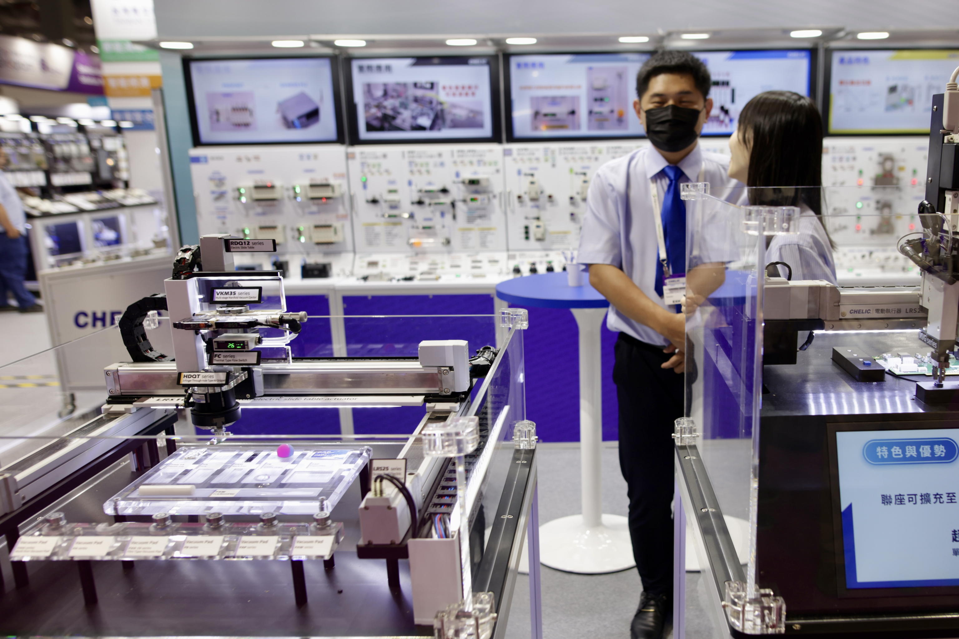 Chip cinesi e standard Usa, per Pechino è “bullismo”