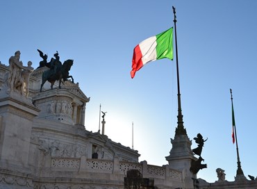 Rinnovo documenti, caro mi costi