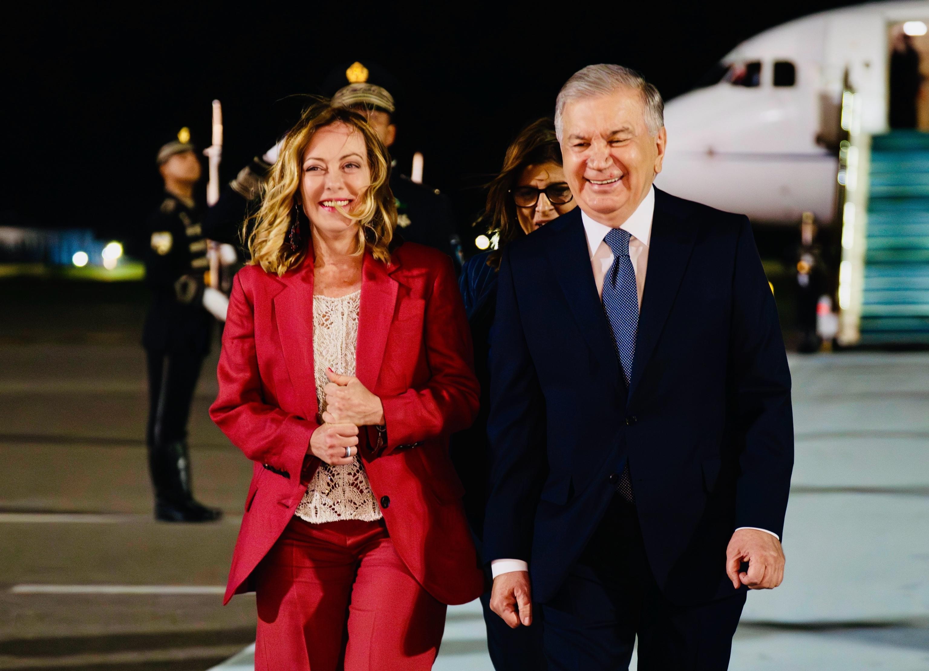 Samarcanda, Meloni: “Con l’Uzbekistan le relazioni sono solide”