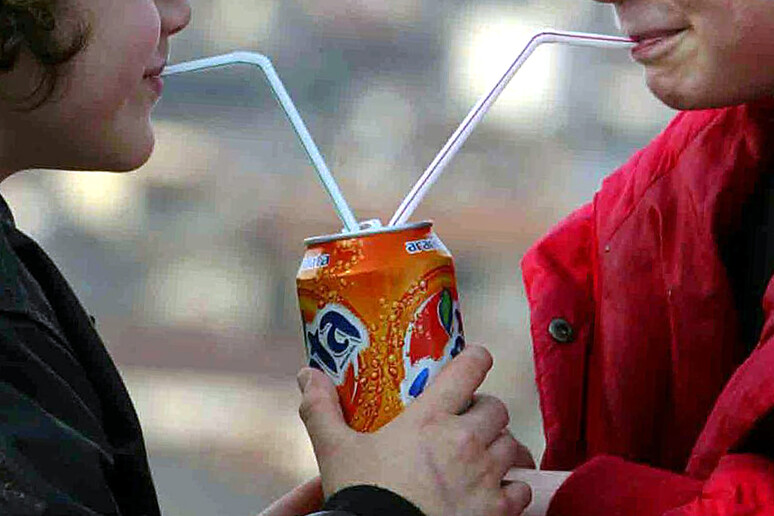 La sugar tax, il paradosso fiscale che fa cassa senza esistere