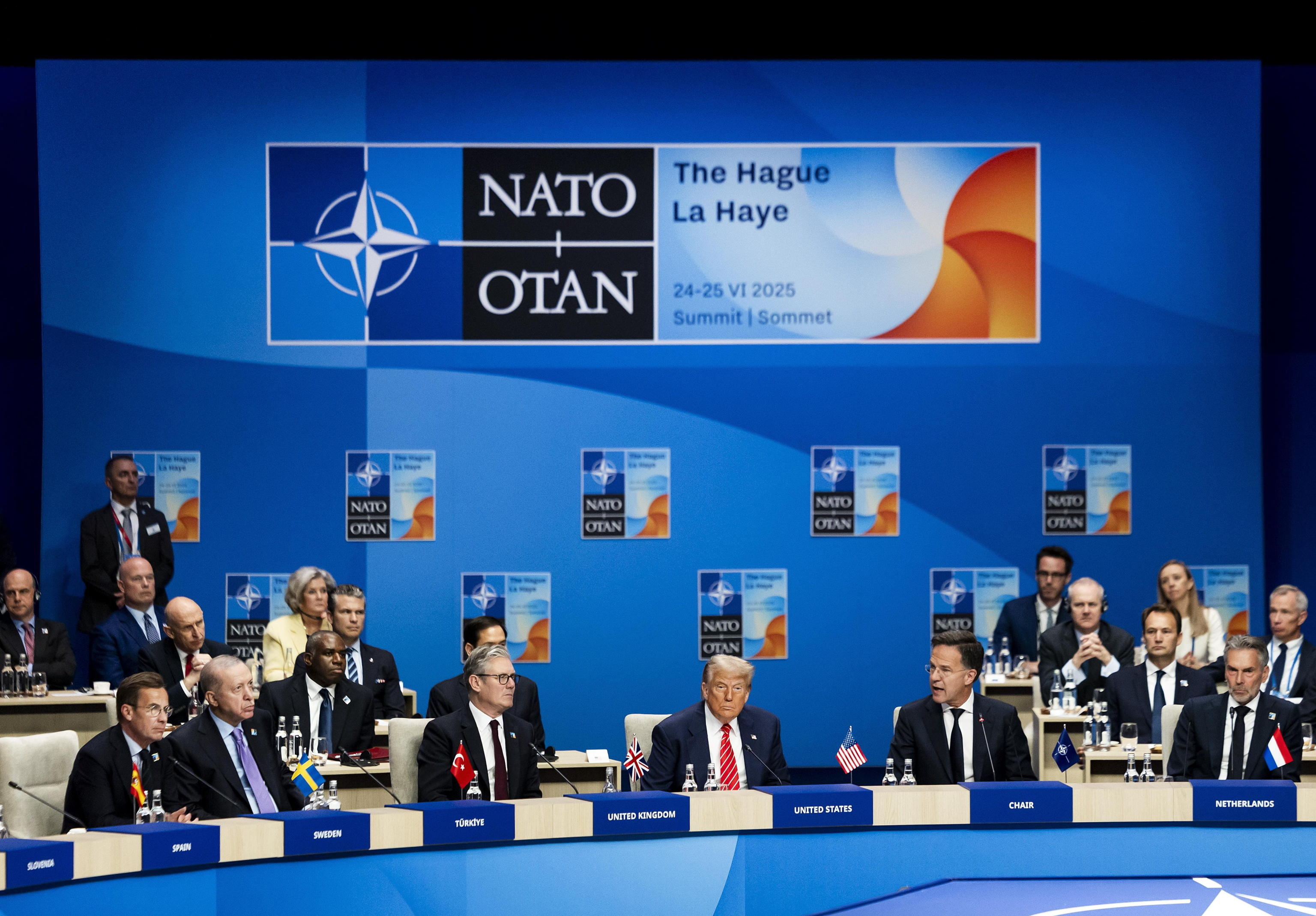 Vertice Nato, oggi si decide il 5 per cento