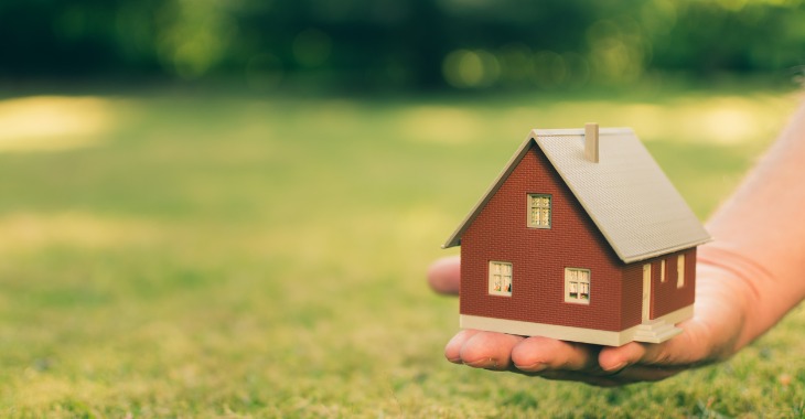 Affitti brevi: la burocrazia avanza, la libertà arretra