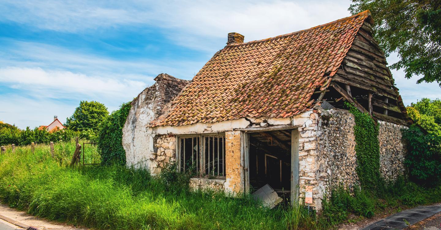 Crescono gli immobili ridotti in ruderi