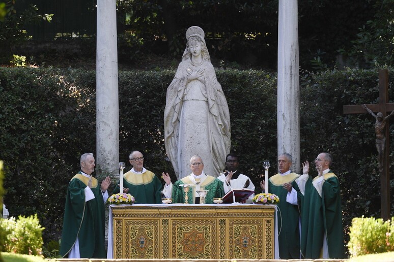 Il Papa a Castel Gandolfo dopo 12 anni