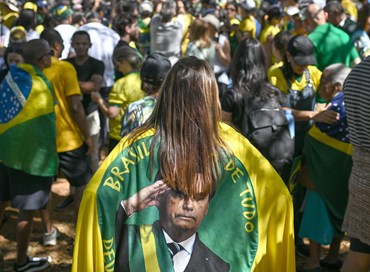 Brasile contro la Corte suprema, sostegno per Bolsonaro