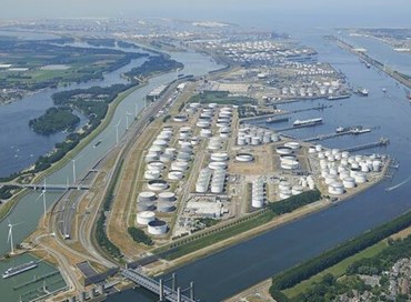 La guerra apre il fronte del porto