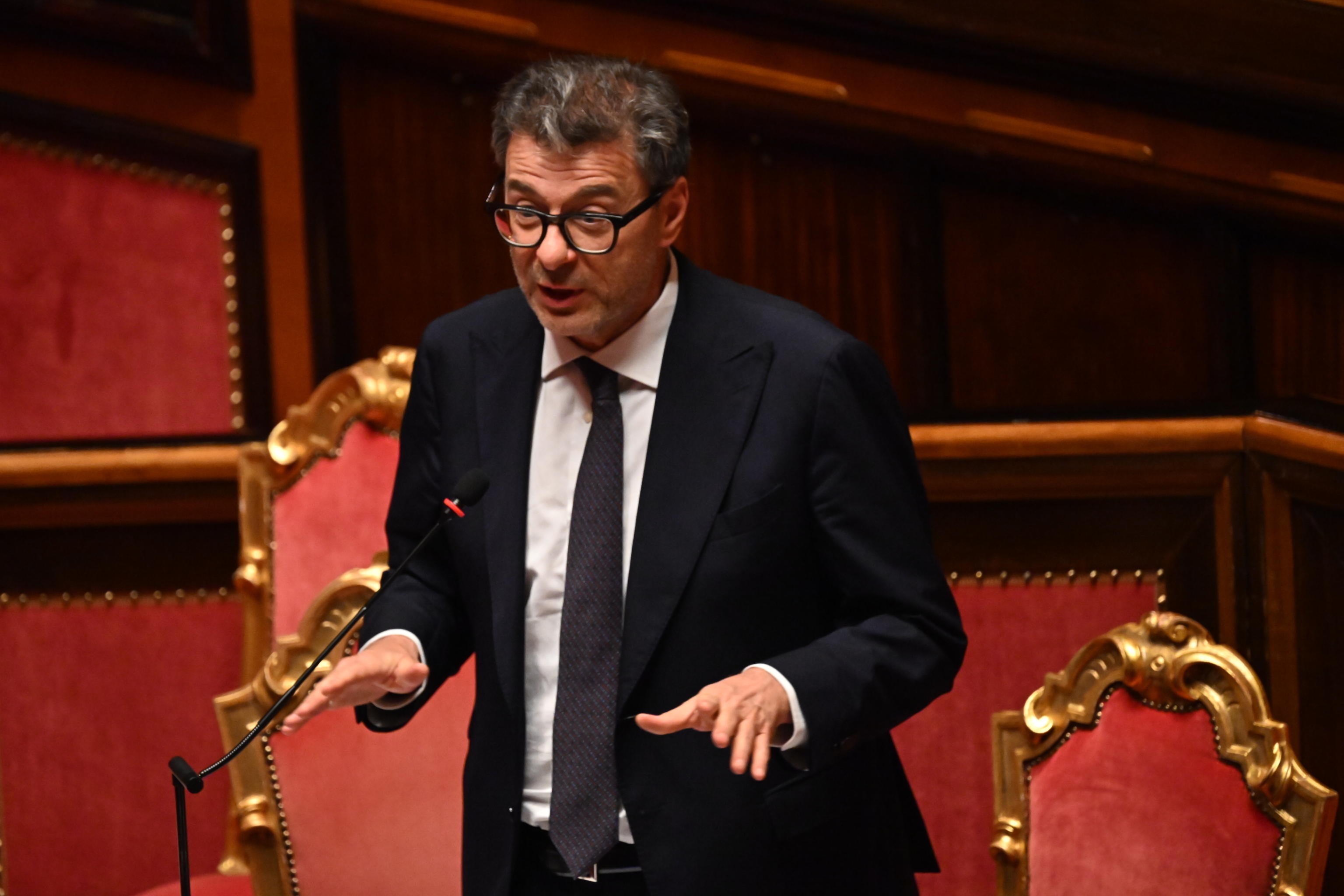 Crescita delle entrate fiscali: è ora di ridurre il prelievo fiscale