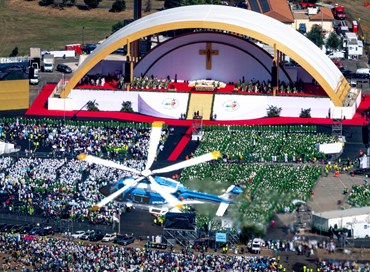 A Tor Vergata con Papa Leone XIV la Woodstock della fede di lodi e tacet