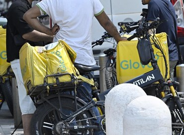 Bonus caldo ai rider: il tribunale decide, il mercato perde