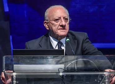 De Luca attacca il centrosinistra: “Manca una coalizione credibile”
