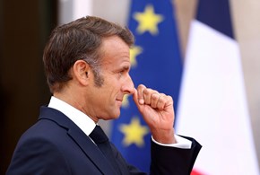 Dice a noi, monsieur Macron?