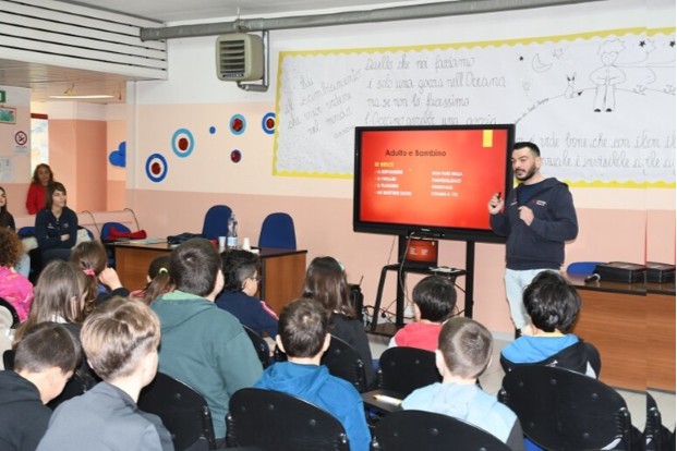 La campanella sta per suonare: cosa cambia tra i banchi di scuola