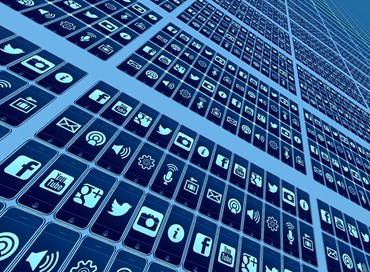 Uscire tutti dall’universo gnostico dei social