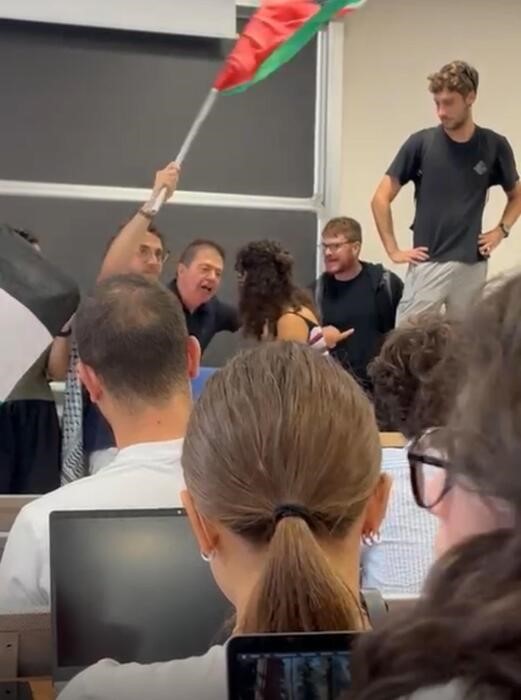 L’inganno della violenza