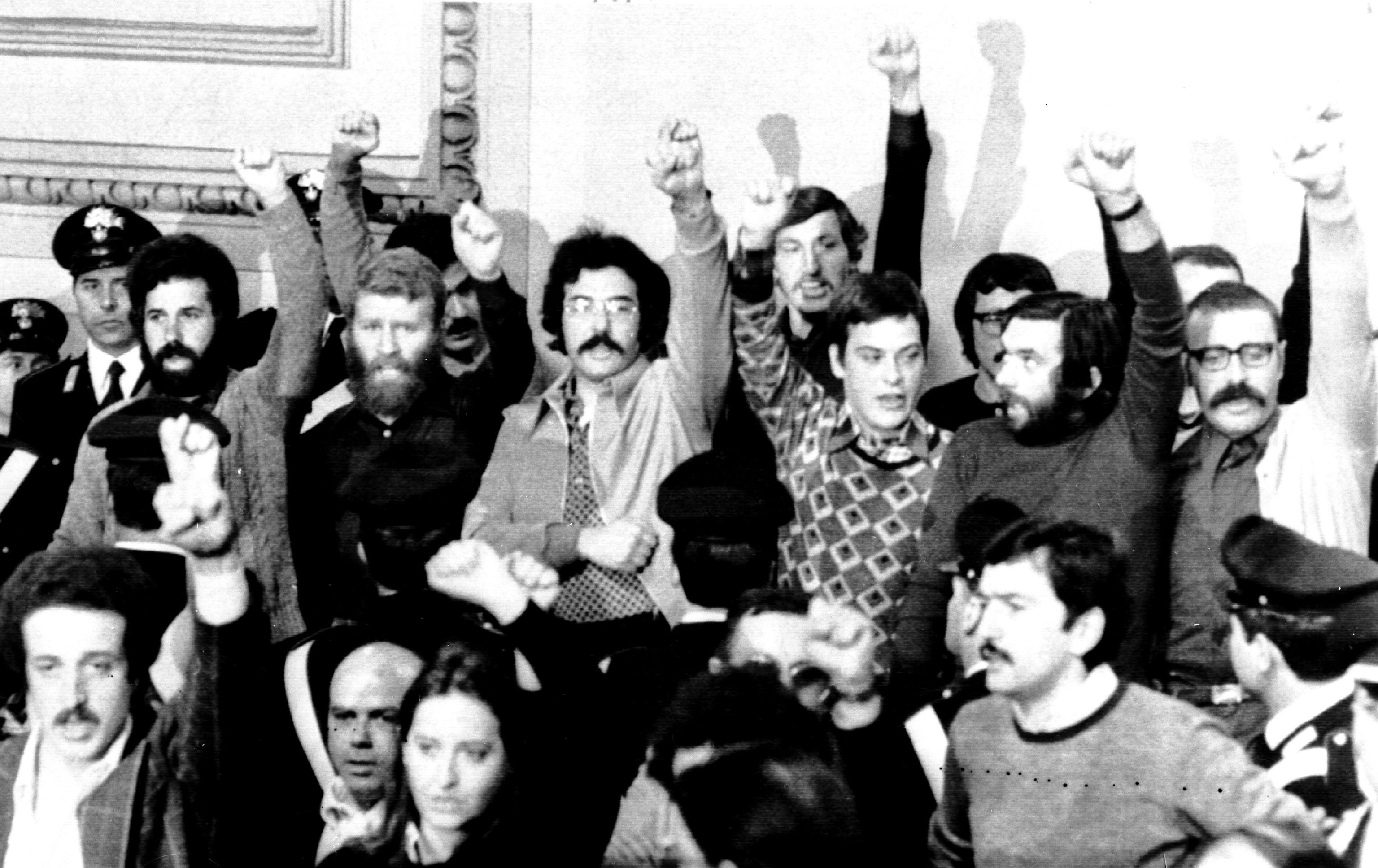 Cattivi maestri e peggio gioventù