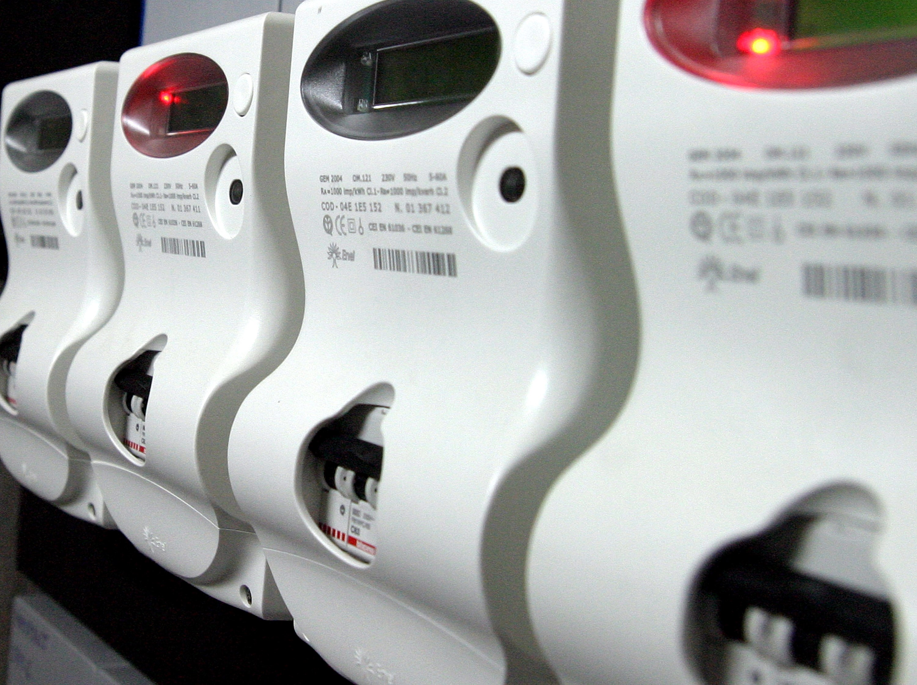 Fornitura di elettricità: breve guida alle operazioni più comuni