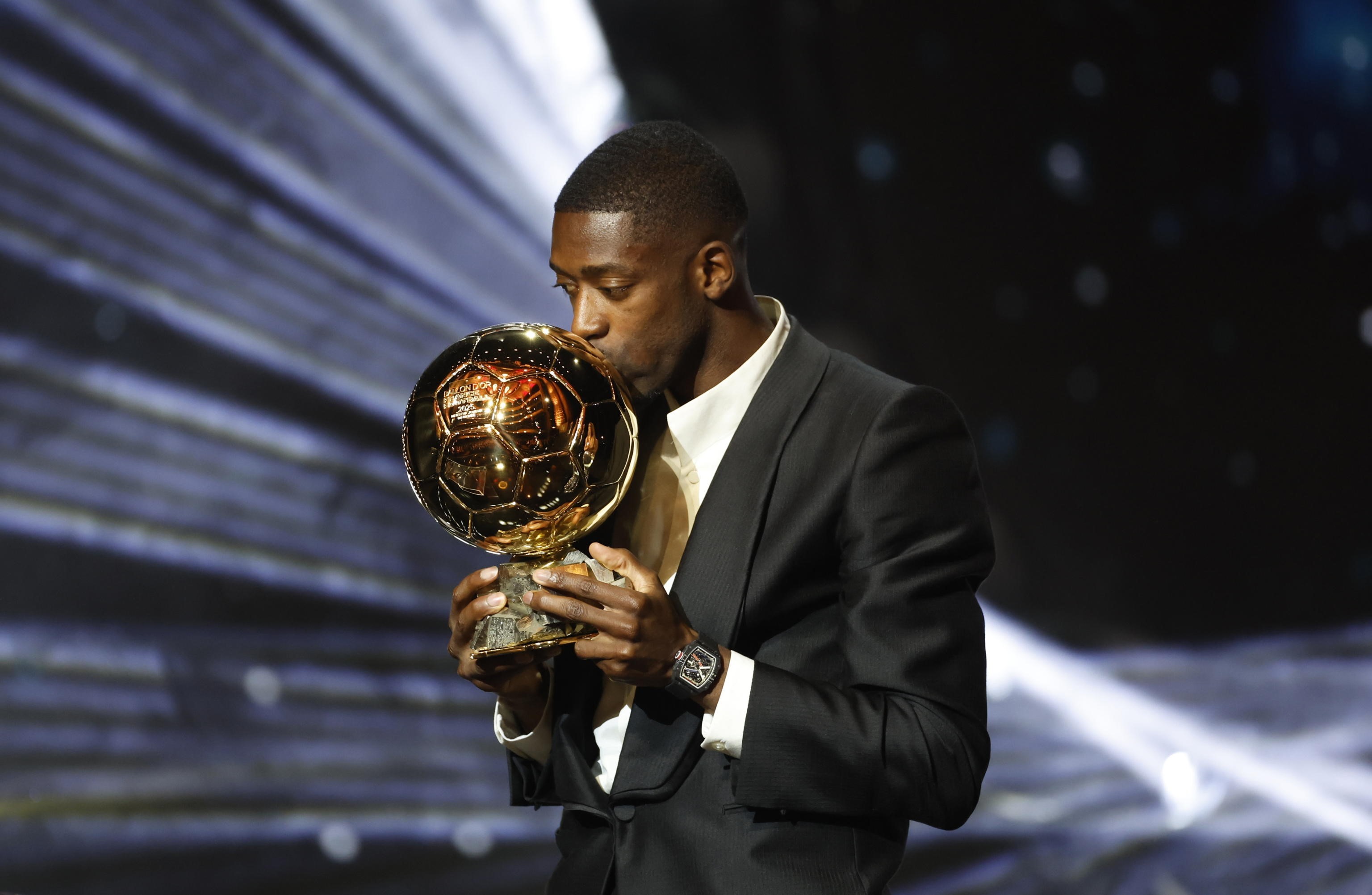 Pallone d’Oro: Dembélé eletto miglior calciatore del mondo