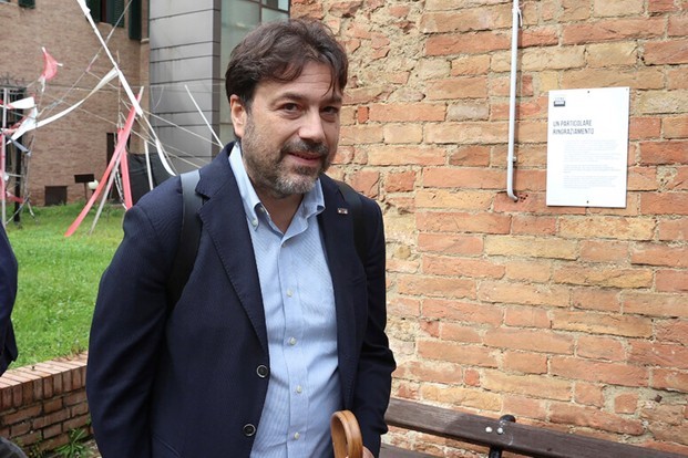 La “ribellione a tutti i principi universalmente accolti” e i codici etici