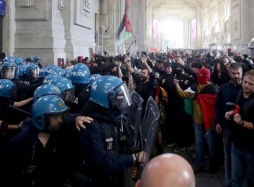 Corteo per Gaza, scontri a Milano: la Questura indaga