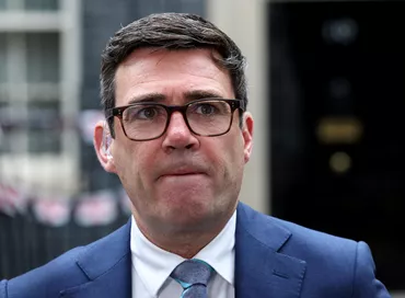 I Labour chiedono a Burnham di scendere in campo