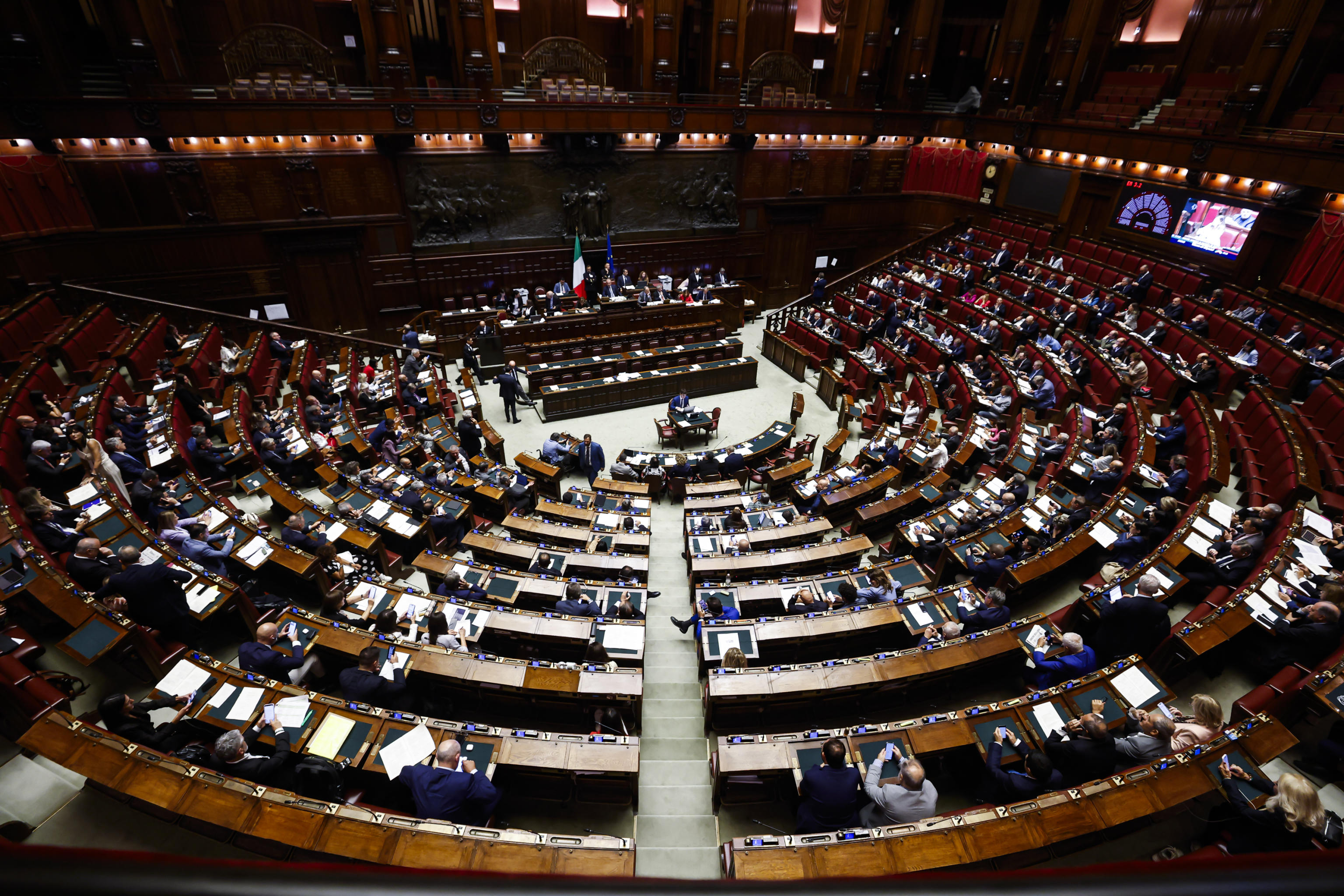 Manovra, avanza l’ipotesi mini Irpef