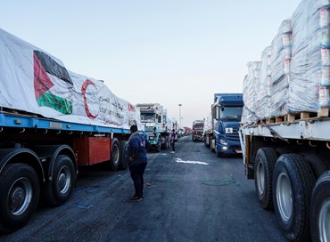Tregua fragile a Gaza, ma ritornano gli aiuti