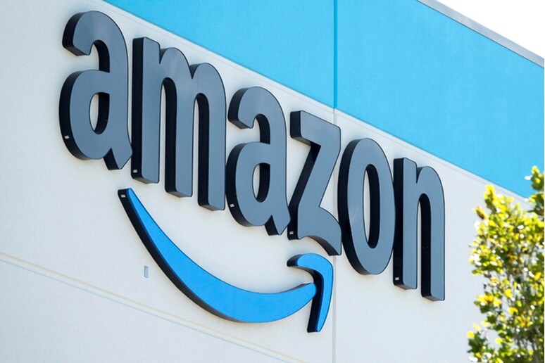 Cloud Amazon, i disservizi bloccano centinaia di app