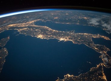 La sveglia suona per l’Italia