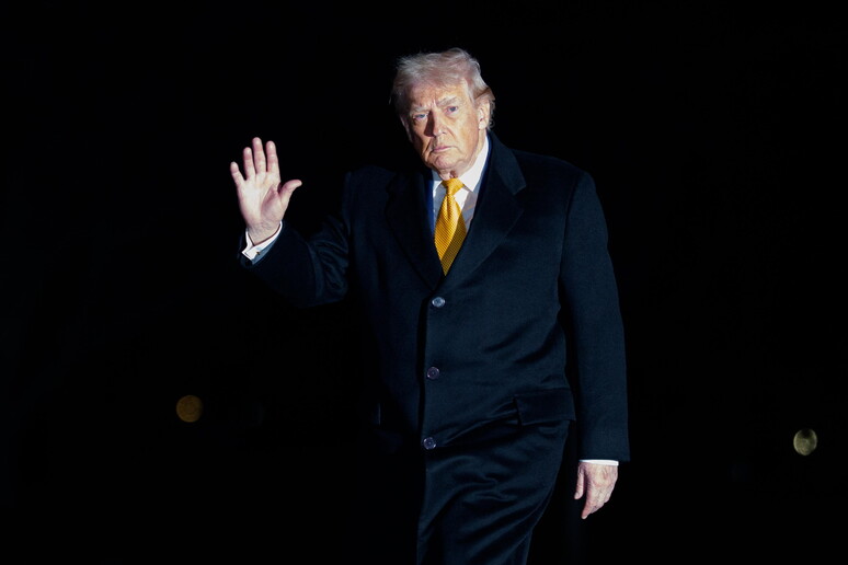 La bufala rossa e il chavismo-fascismo