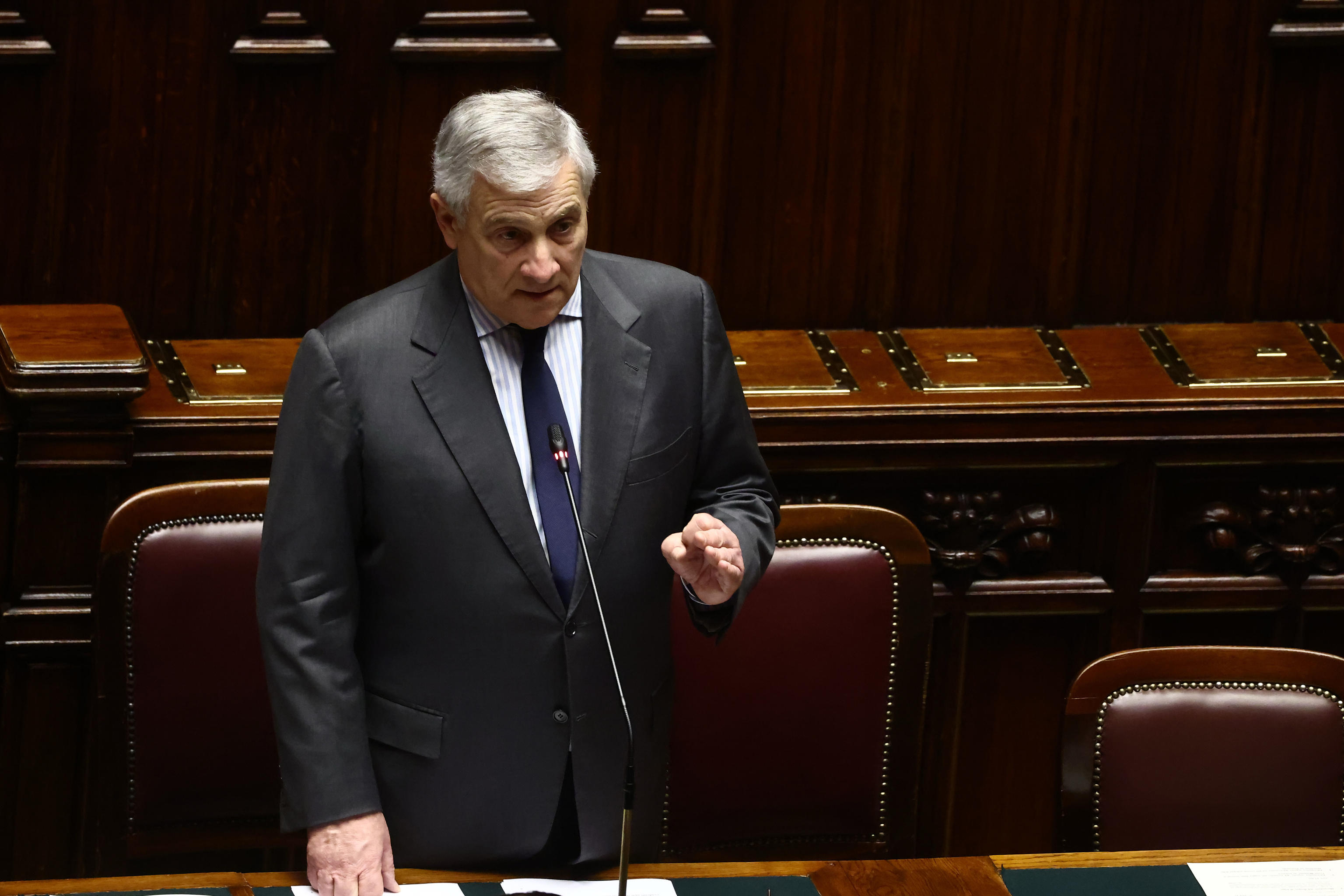 Legge elettorale, Tajani: “Nome del premier nel programma non sulla scheda”