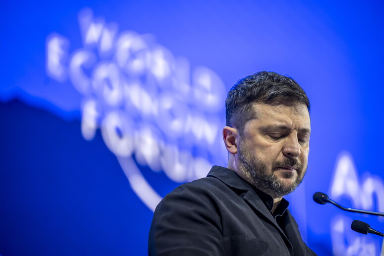 Zelensky teste d’accusa contro i finanziatori Ue
