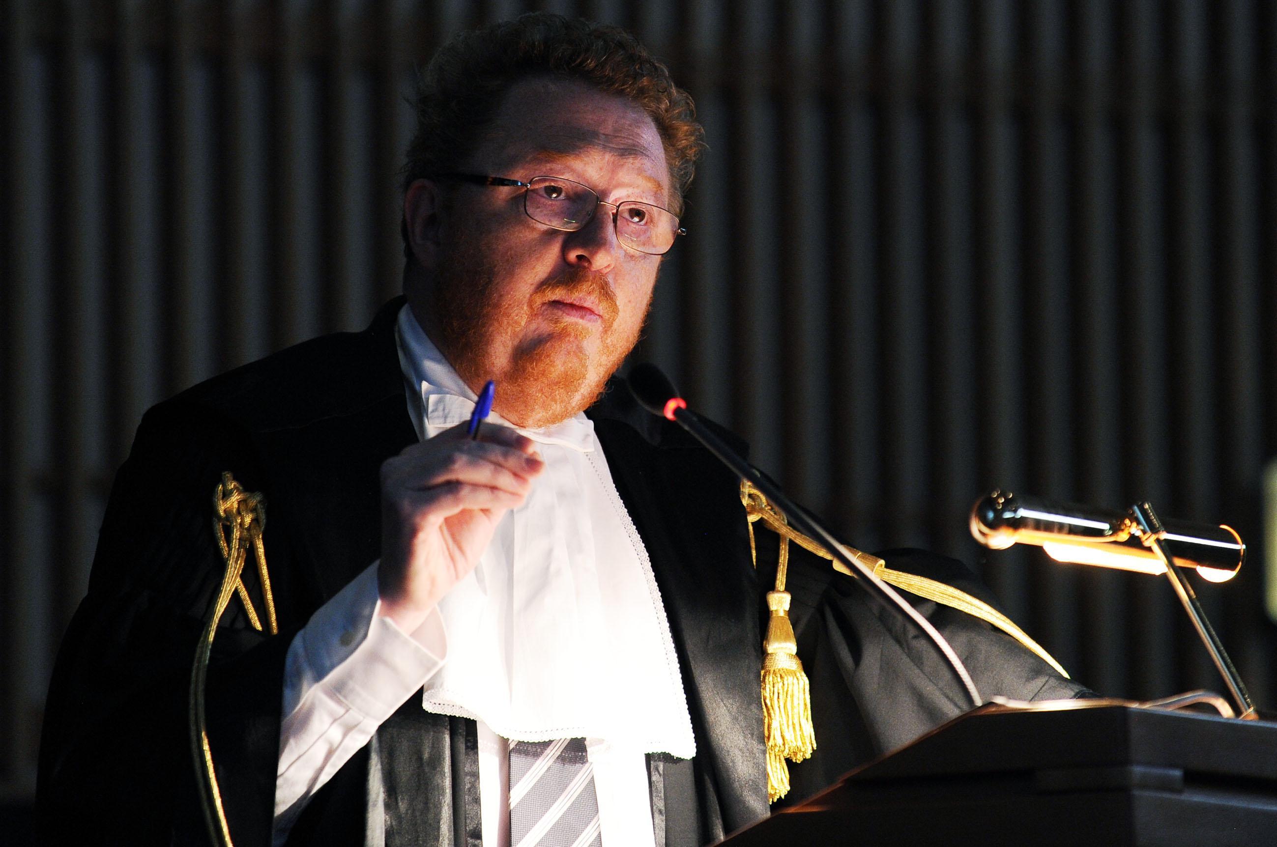 Per fatto personale: il caso Caneschi e il gip Padalino