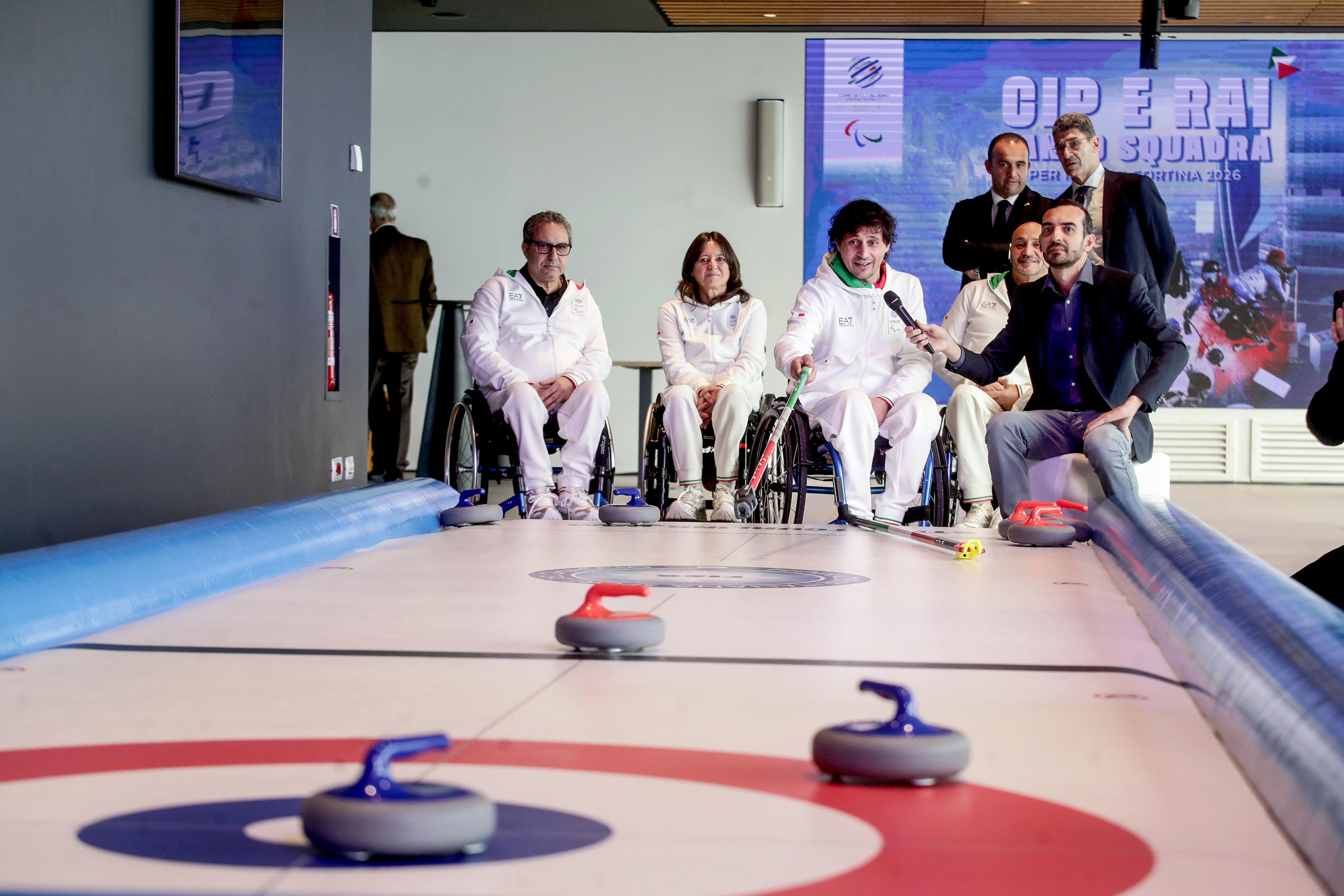 Olimpiadi: prima il curling, poi l’inaugurazione