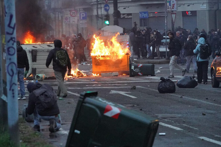 La democrazia secondo la sinistra