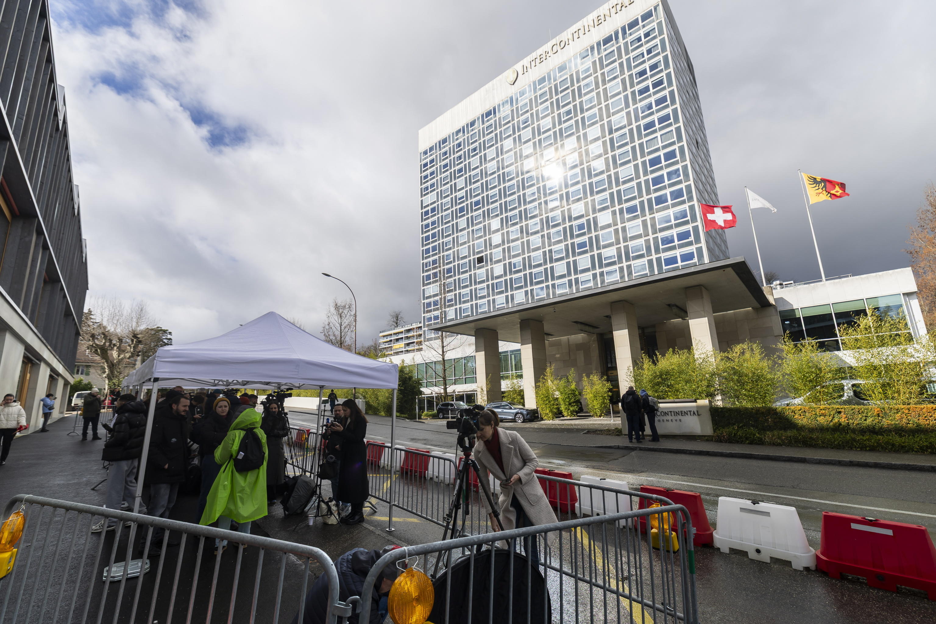 A Ginevra iniziano i colloqui tra Russia, Ucraina e Usa