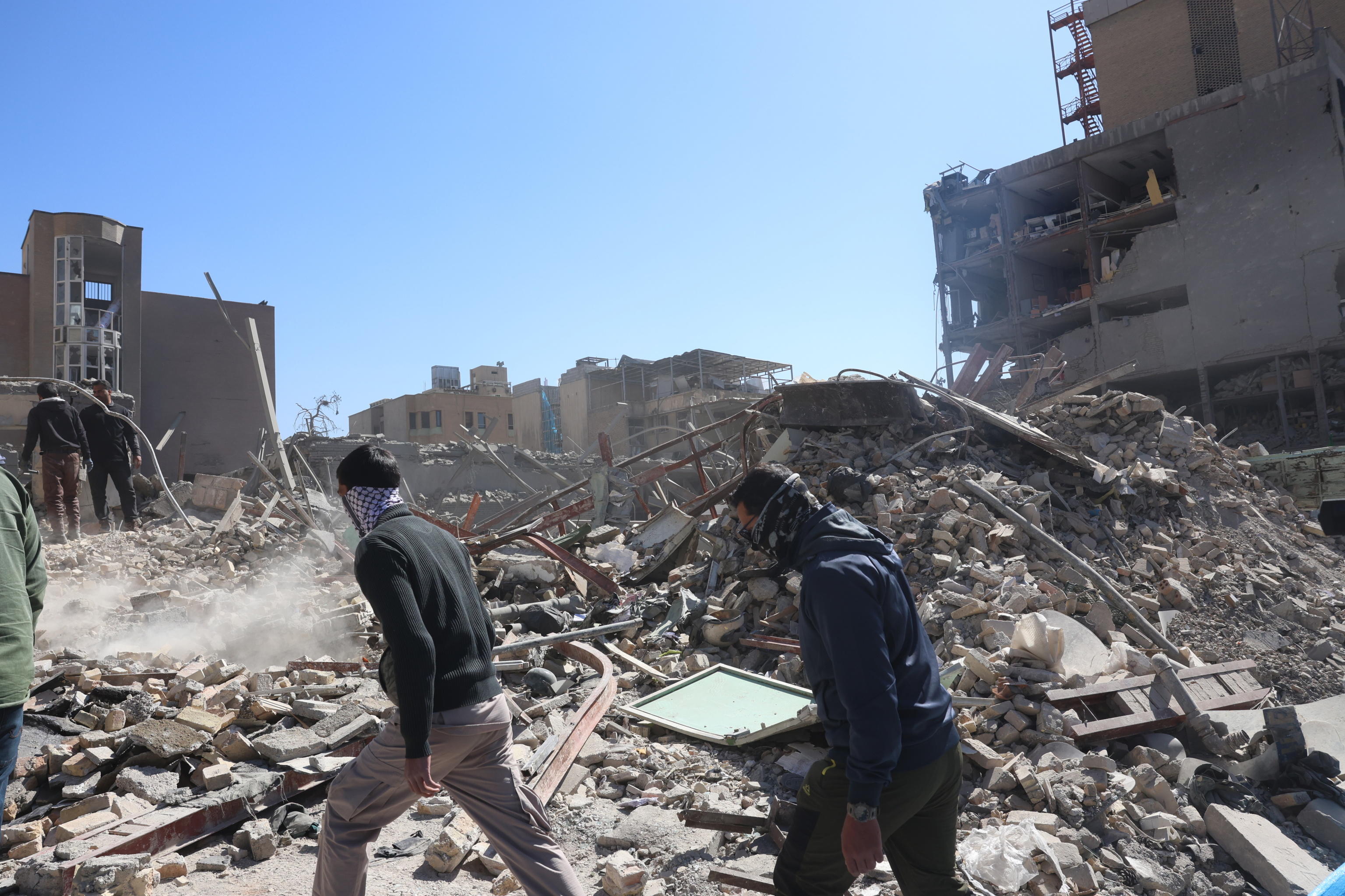 Iran, Media israeliani: “Colpita assemblea durante l’elezione del successore di Khamenei”