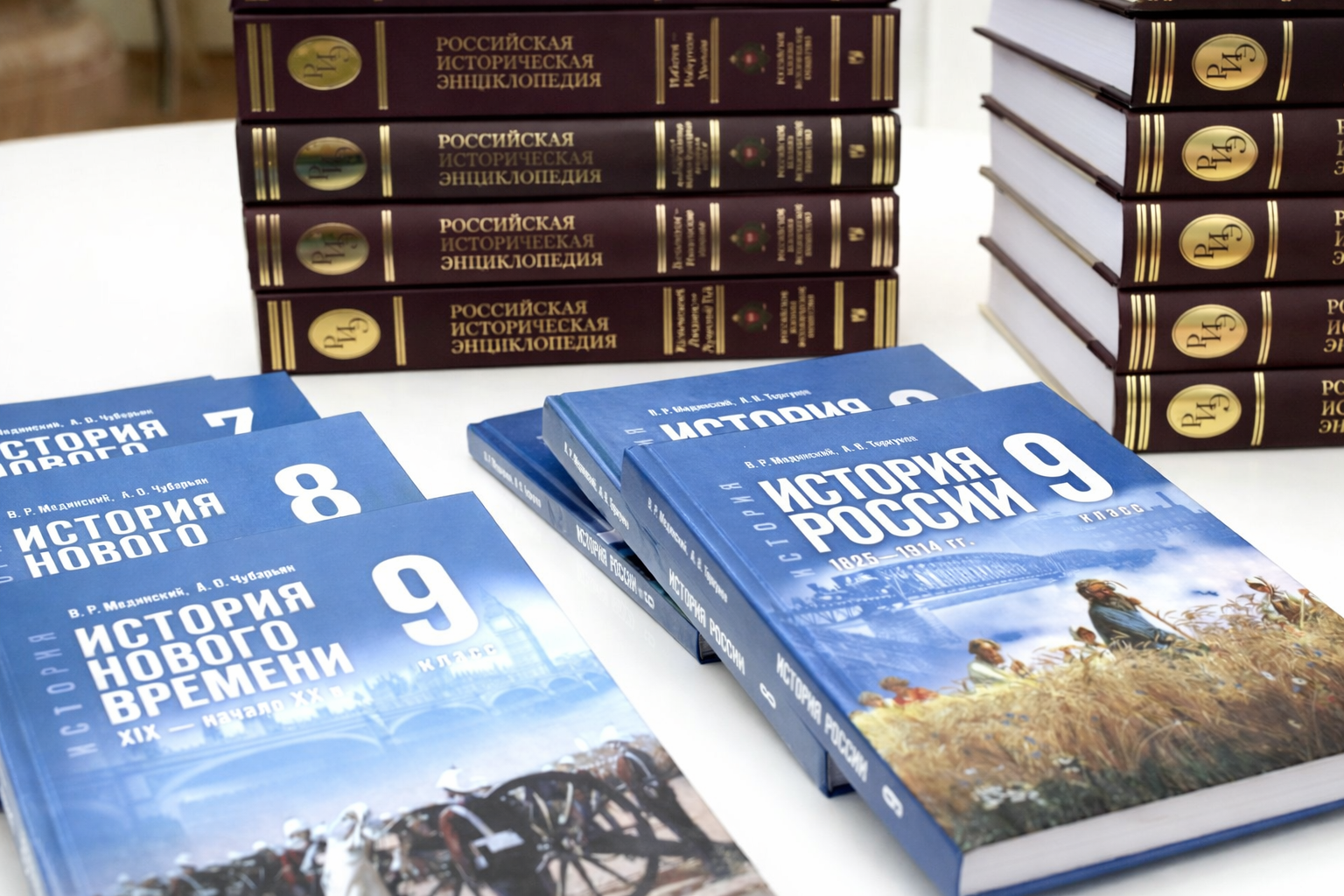 Rubare la memoria: l’indottrinamento dei bambini ucraini nei territori occupati