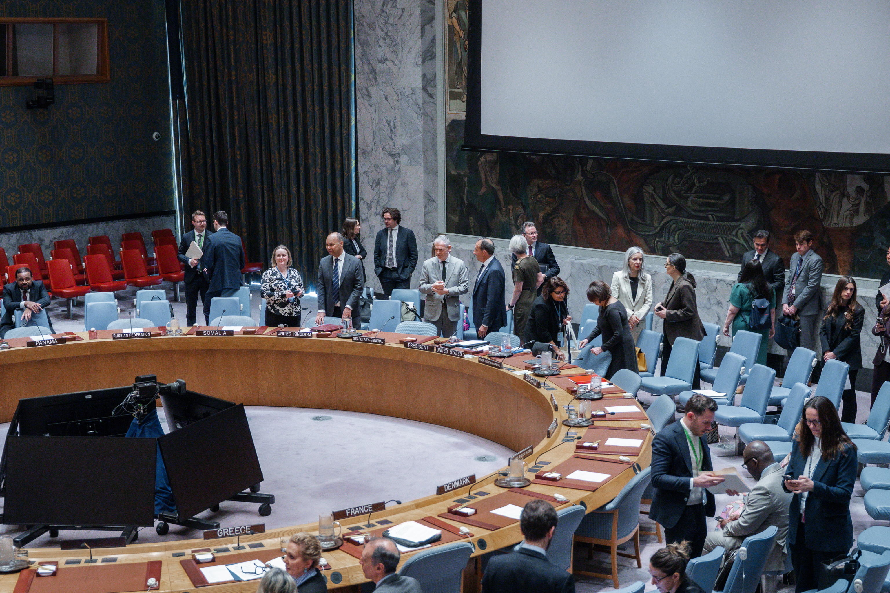 Le leggi son, ma chi pon mano ad esse?