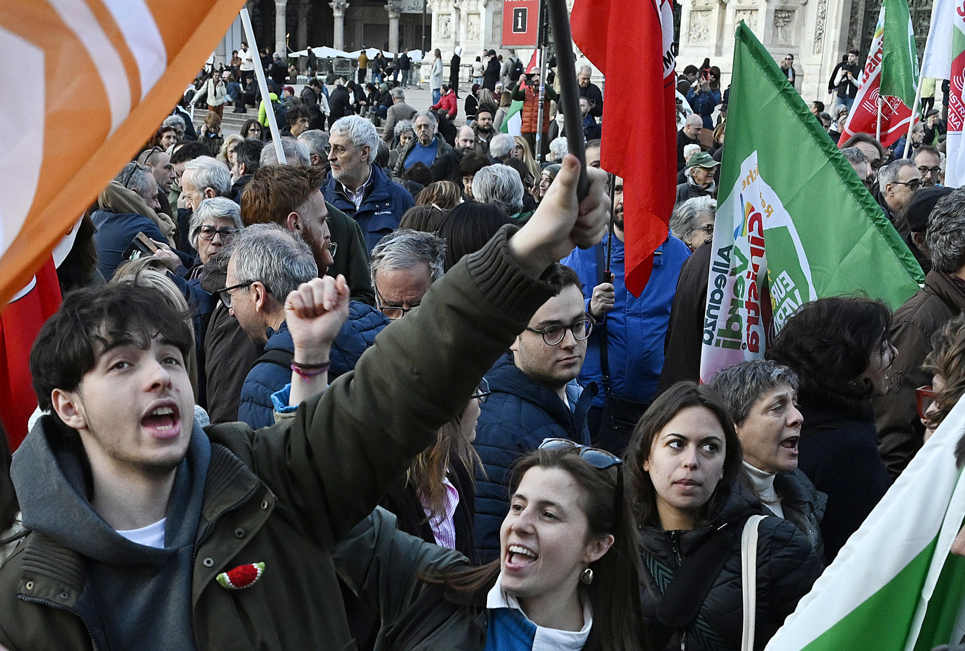I giovani-contro usati a fini politici