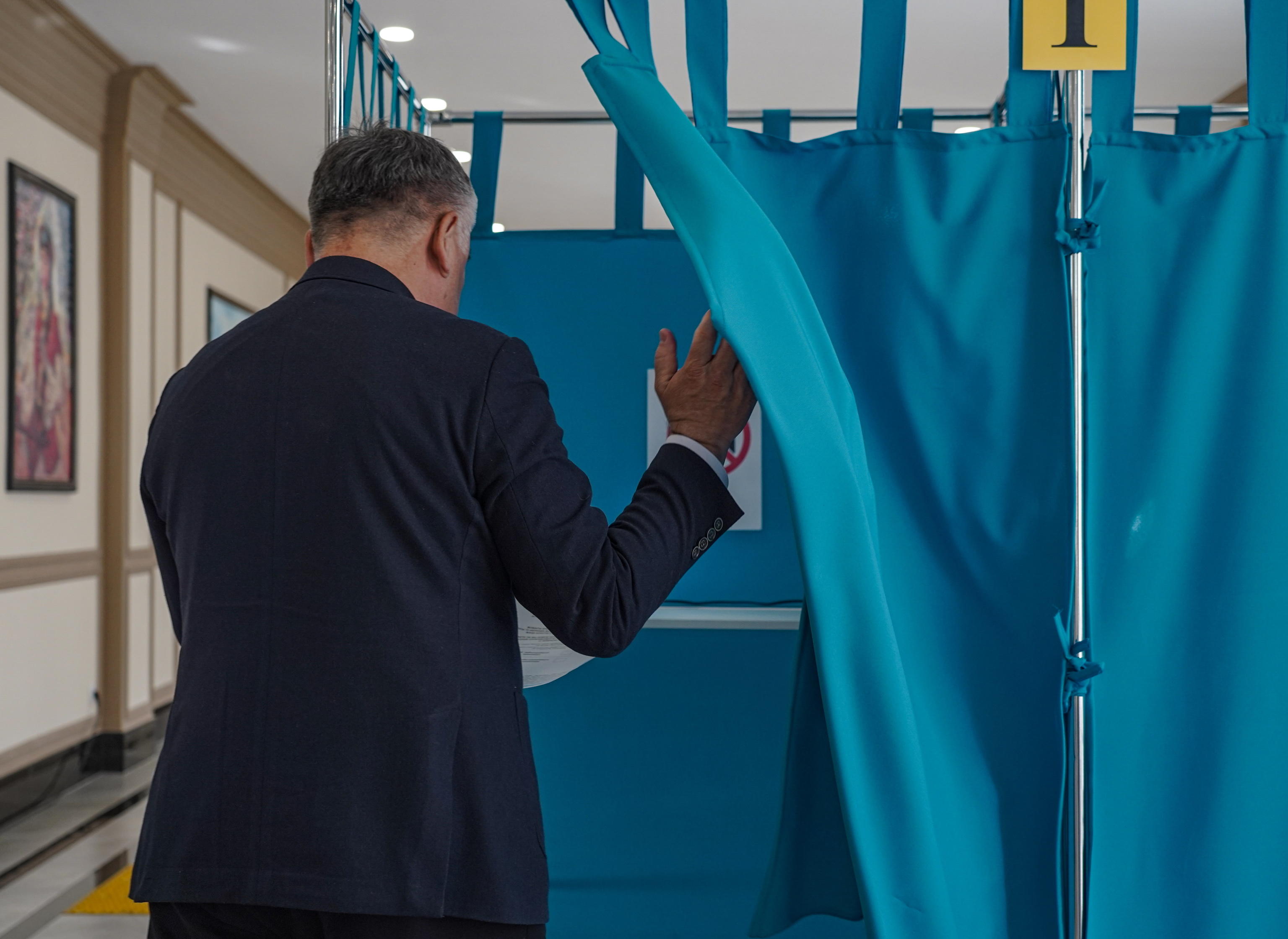 Una Costituzione per un Kazakistan giusto, forte e prospero