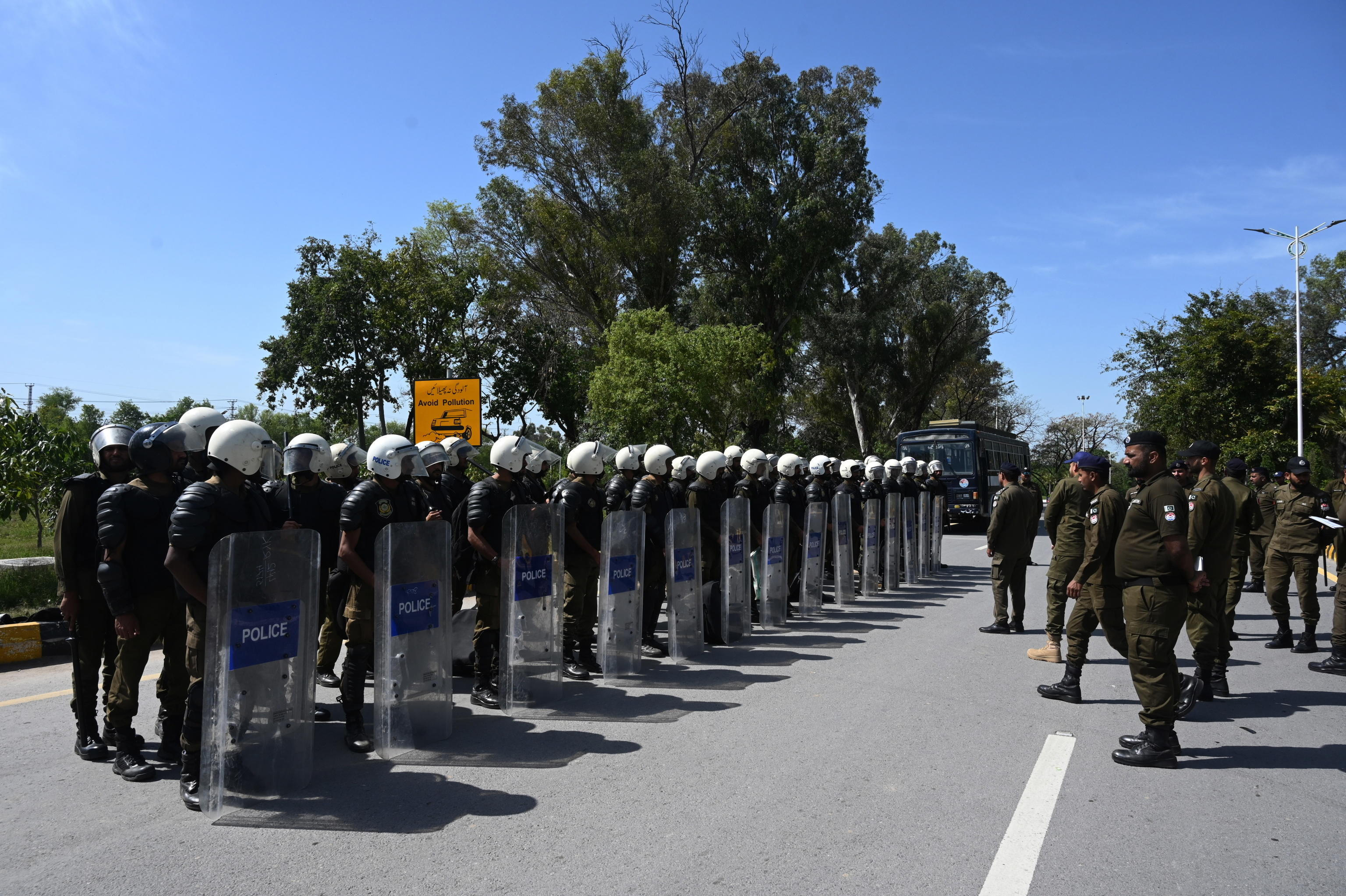 Negoziati Usa-Iran: Islamabad si blinda