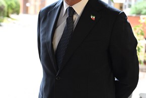 Pahlavi a “Cinque Minuti”: pronto a tornare in Iran