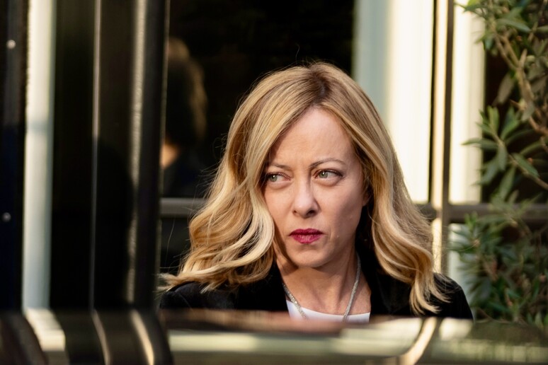 Giuro di non essere il padre biologico o putativo di Giorgia Meloni