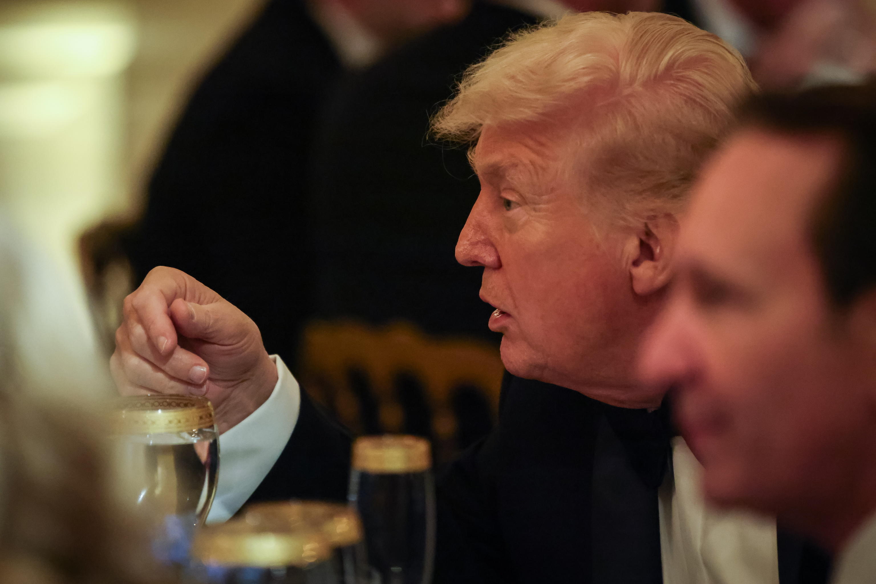 Usa-Iran: colloqui possibili già domani