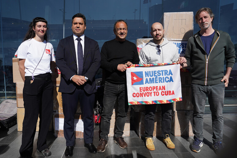 Acque torbide a Cuba: la flottiglia Nuestra America