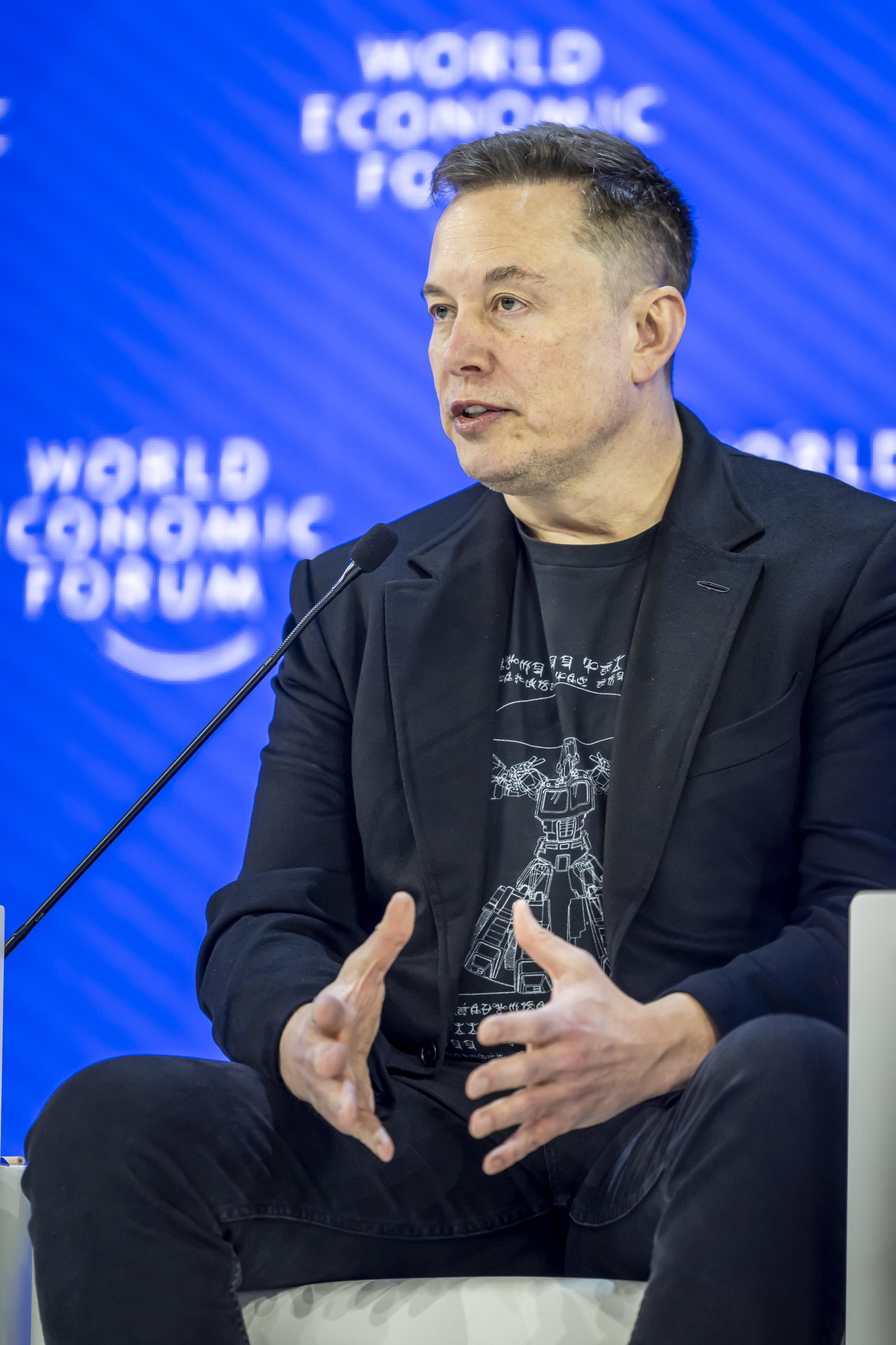 SpaceX viaggia spedita verso Wall Street